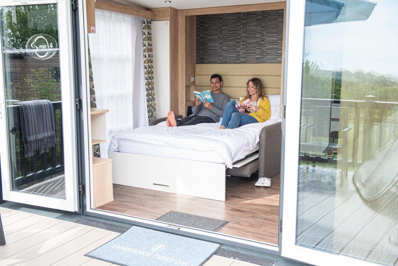Brighton Experience Freedom Glamping Villa ภายนอก รูปภาพ